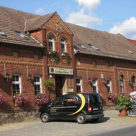 Werners Landgasthaus Lieskau Екстер'єр фото